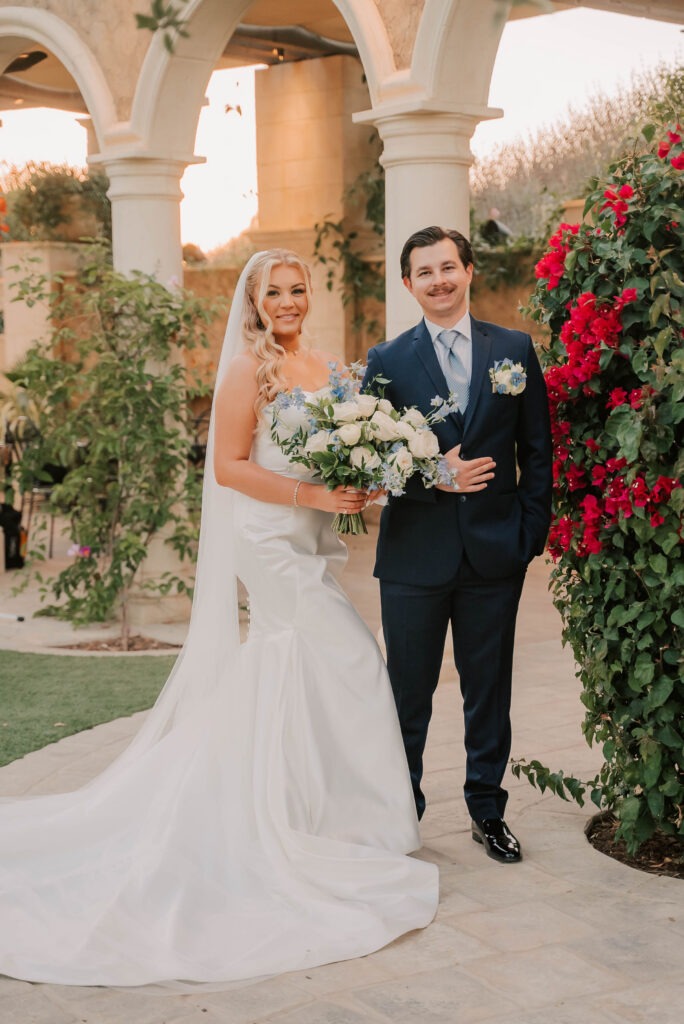 engagement photo pose